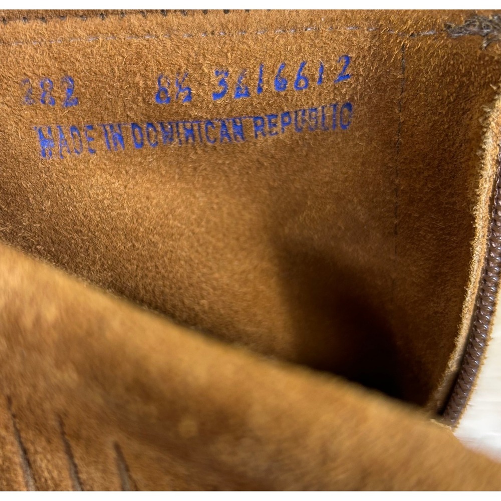 Minnetonka Ankle Boots Women 8.5 Tan Suede Back Zip Hardsole Bootie Fringe Indie - Picture 2 of 12